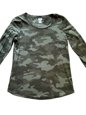 Chicos Top Women’s Green Camo Scoop Neck Long Sleeve Chicos size 0, Small